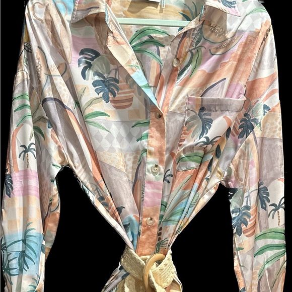 Dress forum long shirt/dress, size Medium. - Picture 2 of 2